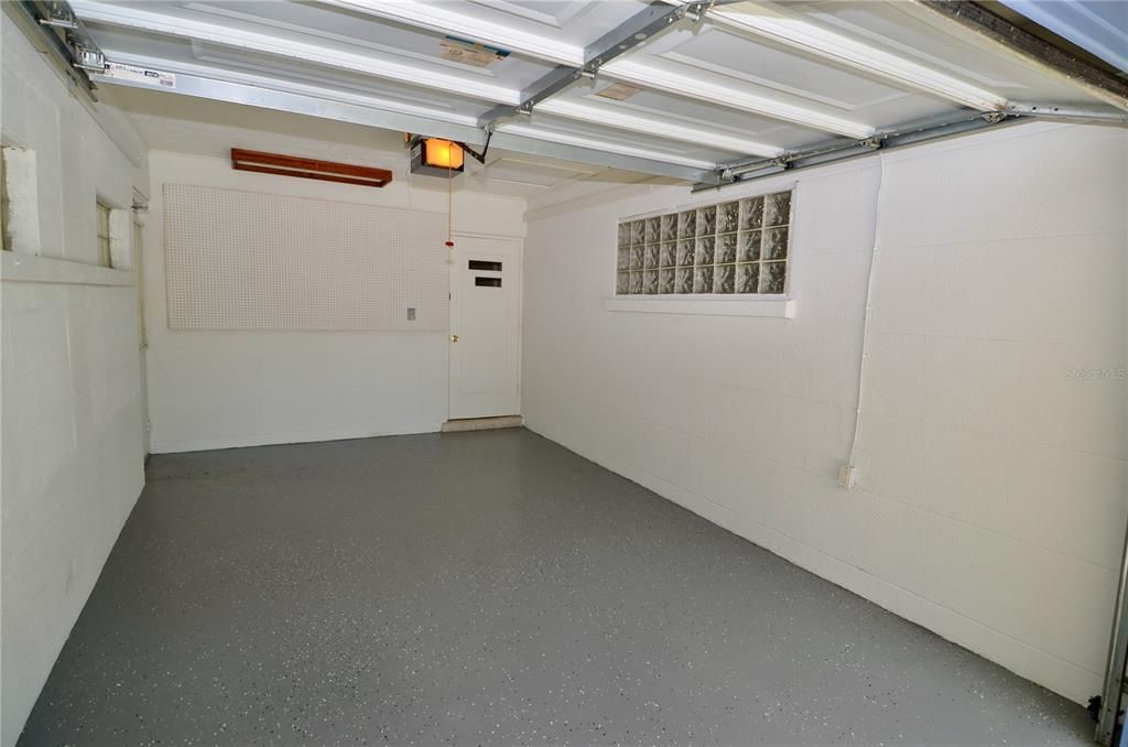 For Sale: $450,000 (3 beds, 2 baths, 1542 Square Feet)