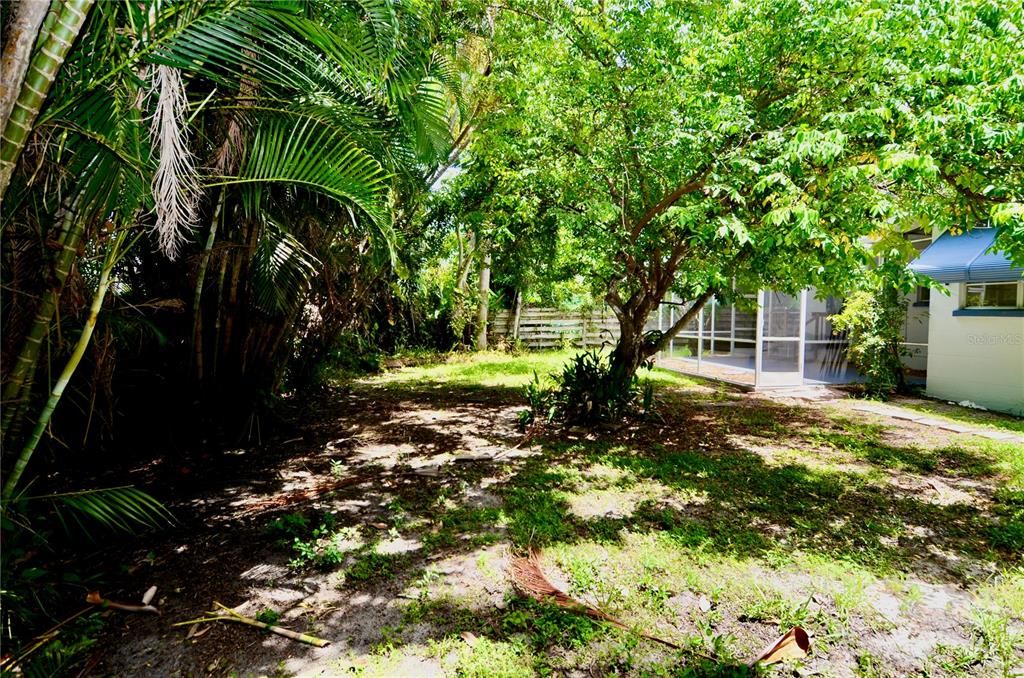 For Sale: $450,000 (3 beds, 2 baths, 1542 Square Feet)