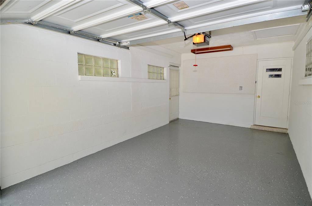 For Sale: $450,000 (3 beds, 2 baths, 1542 Square Feet)