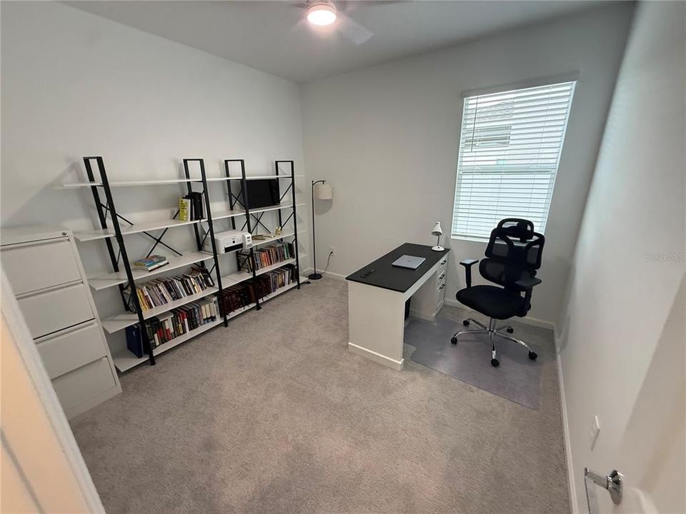 For Rent: $3,000 (3 beds, 2 baths, 2117 Square Feet)