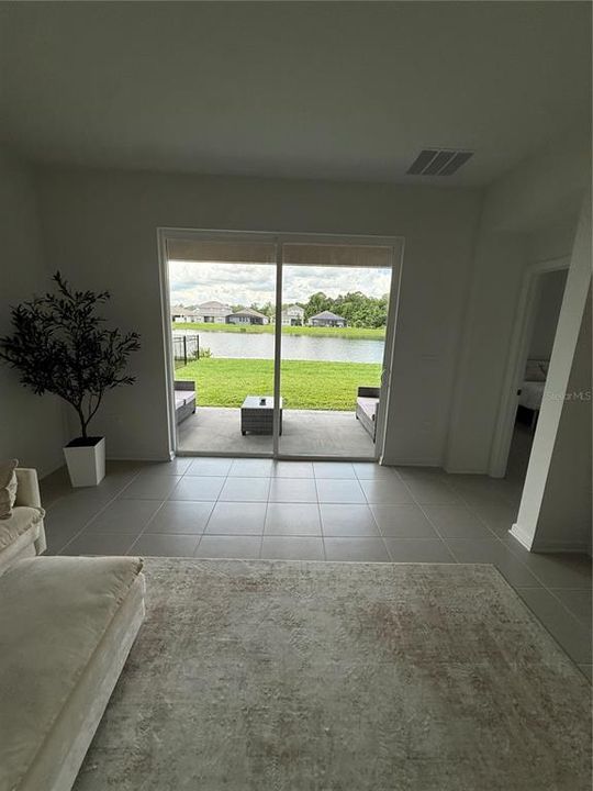 For Rent: $3,000 (3 beds, 2 baths, 2117 Square Feet)