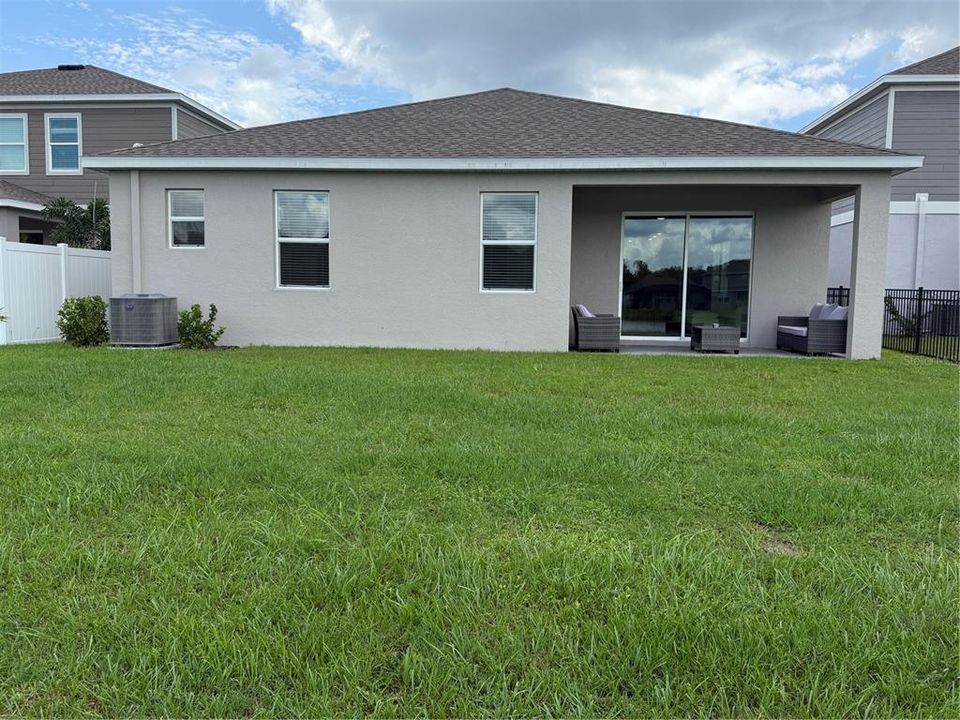 For Rent: $3,000 (3 beds, 2 baths, 2117 Square Feet)