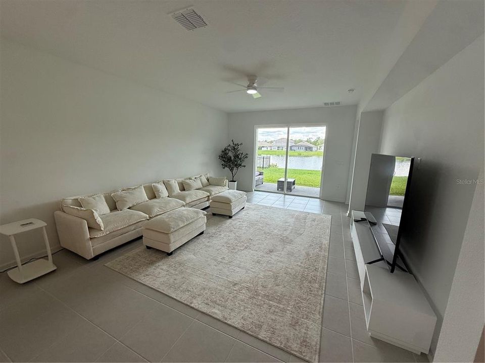 For Rent: $3,000 (3 beds, 2 baths, 2117 Square Feet)