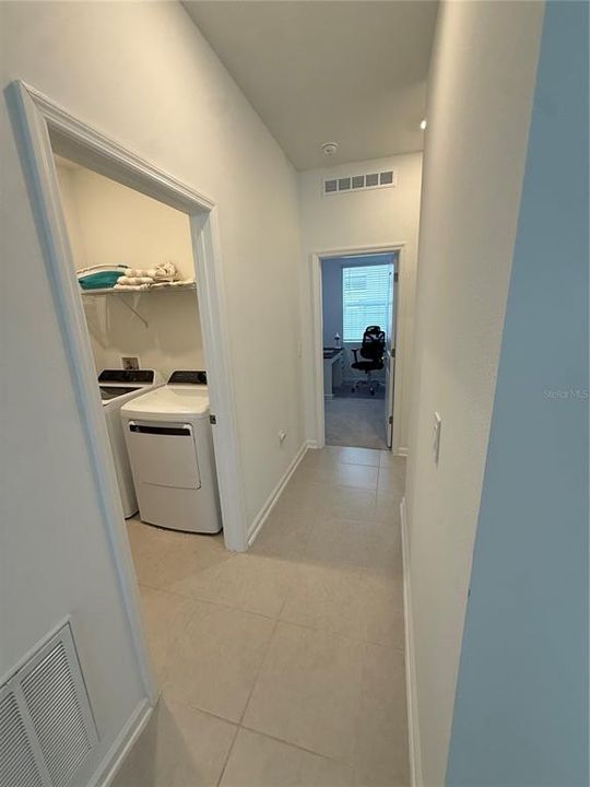 For Rent: $3,000 (3 beds, 2 baths, 2117 Square Feet)