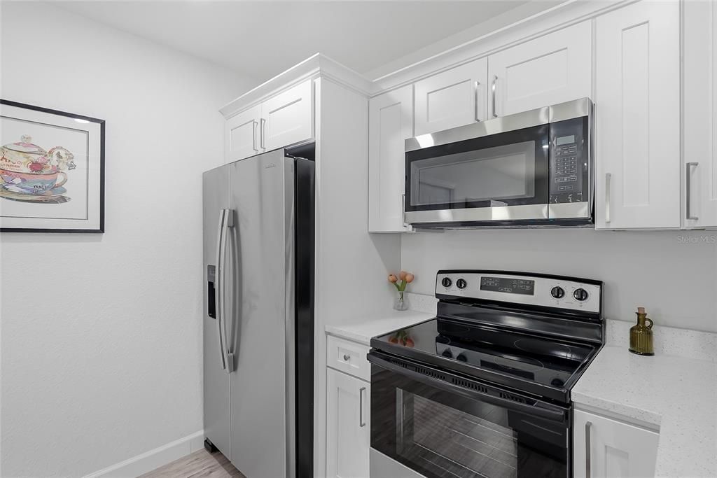 На продажу: $199,900 (2 спален, 1 ванн, 524 Квадратных фут)