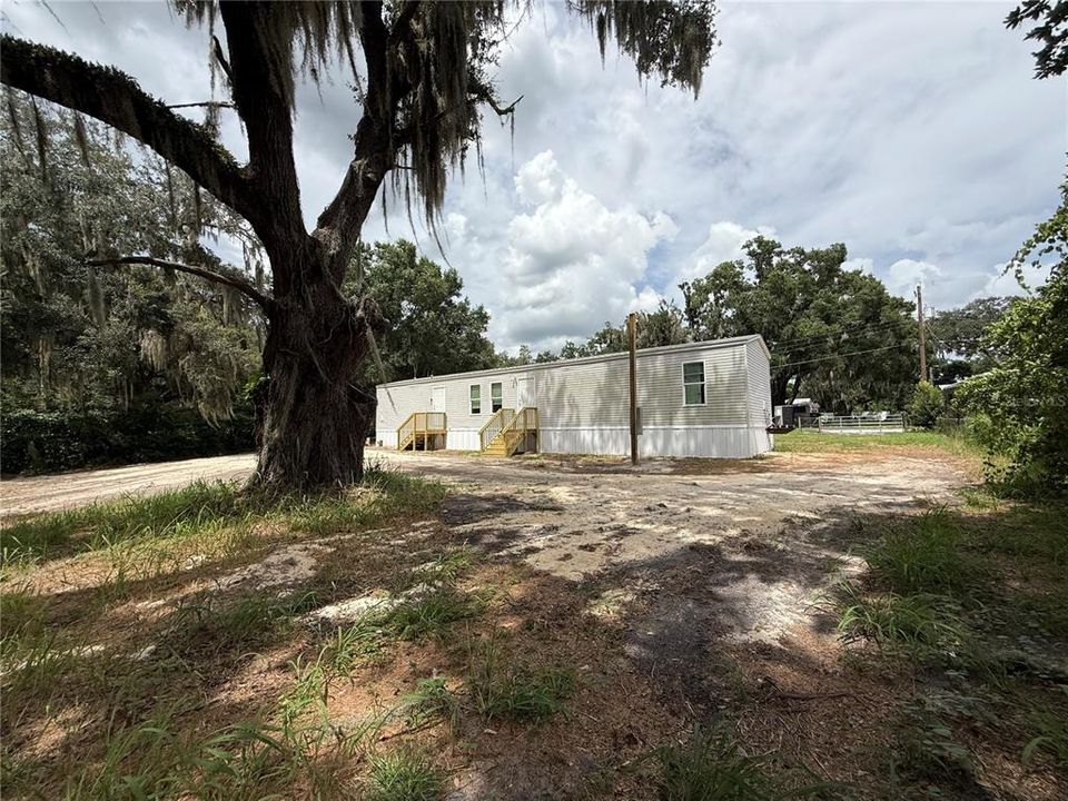 For Sale: $209,900 (3 beds, 2 baths, 925 Square Feet)