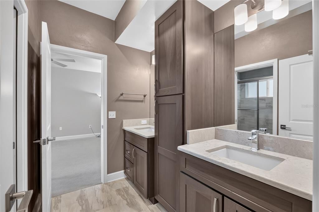 For Sale: $1,335,000 (4 beds, 4 baths, 3583 Square Feet)