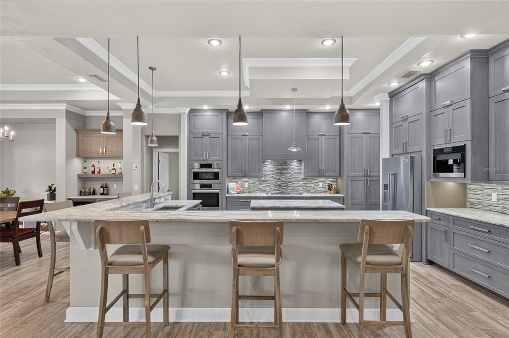 For Sale: $1,335,000 (4 beds, 4 baths, 3583 Square Feet)