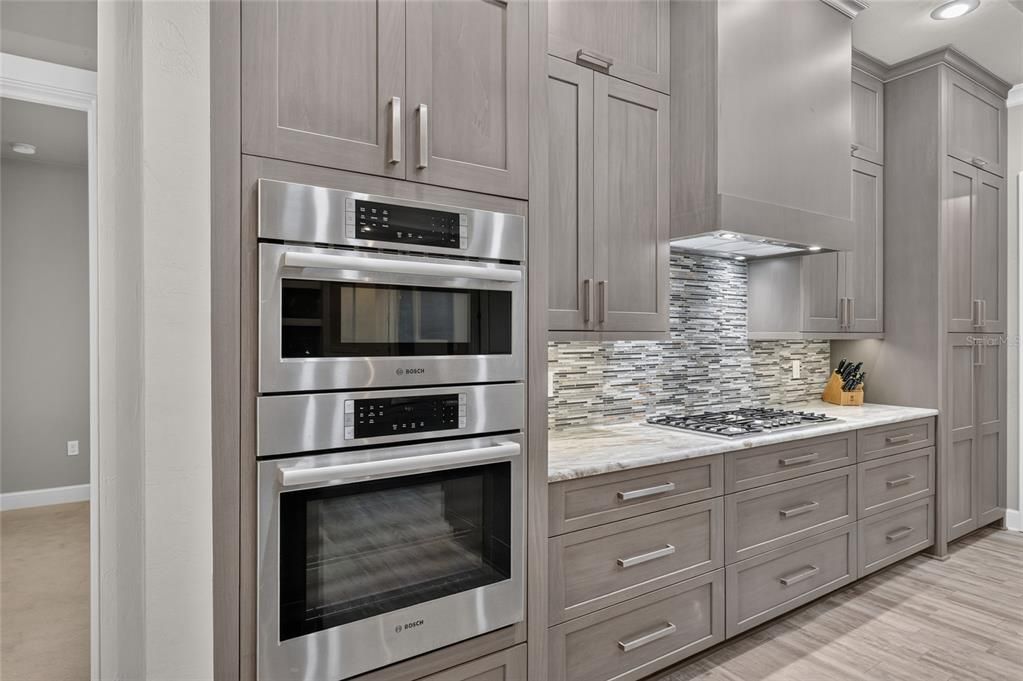 For Sale: $1,335,000 (4 beds, 4 baths, 3583 Square Feet)