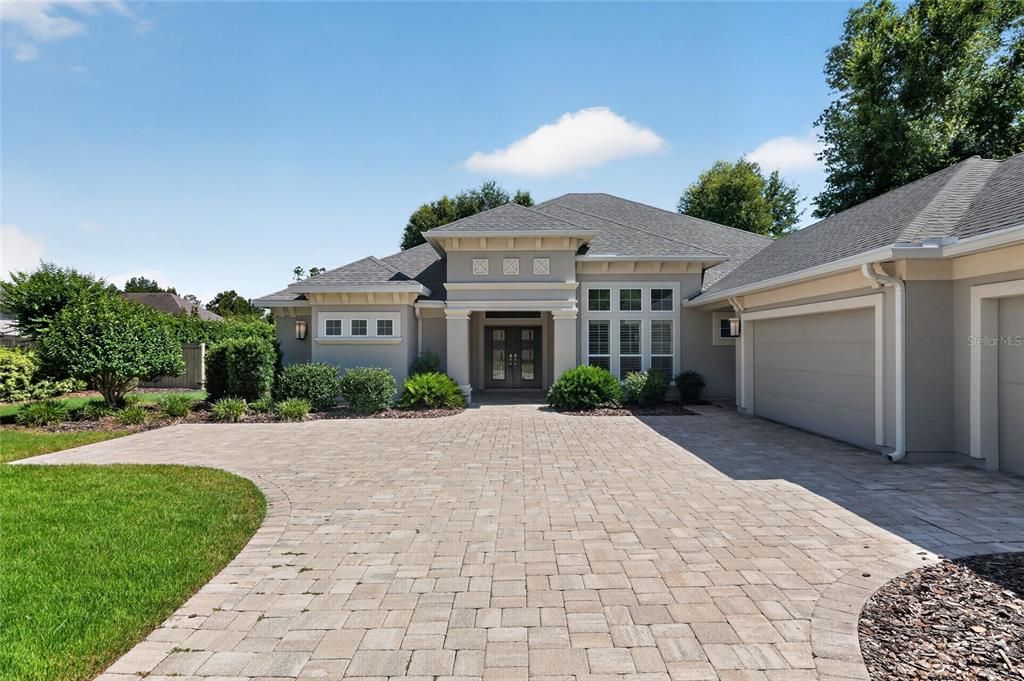 For Sale: $1,335,000 (4 beds, 4 baths, 3583 Square Feet)