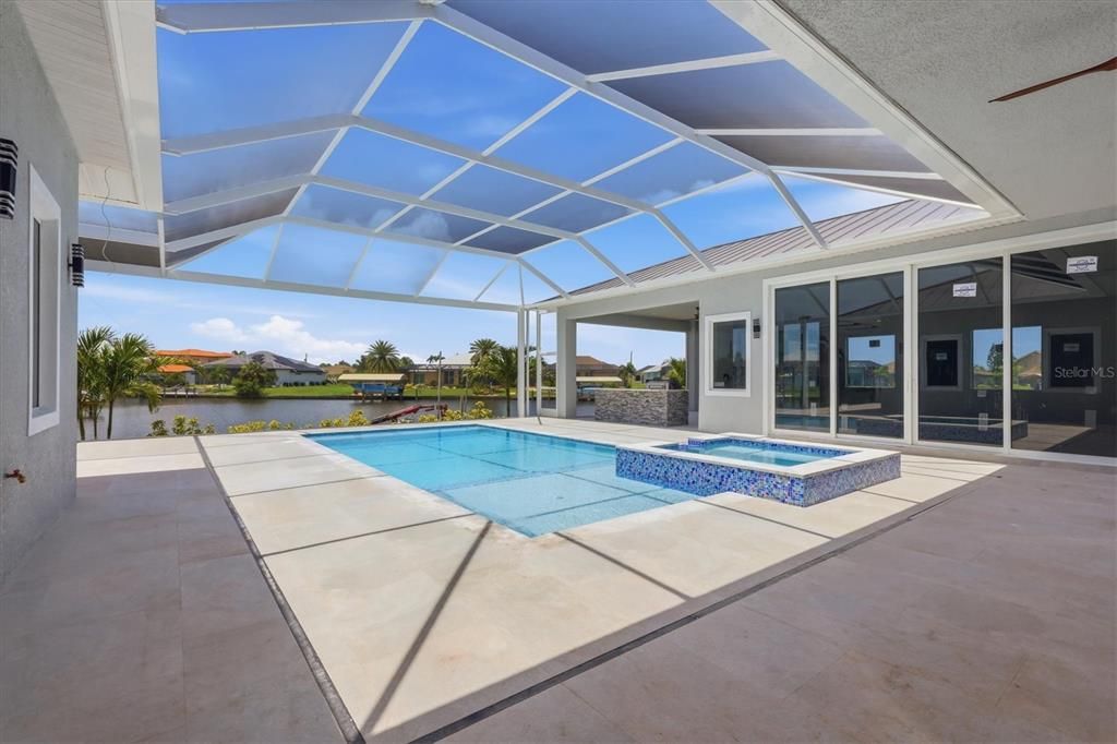 En Venta: $2,250,000 (4 camas, 3 baños, 3500 Pies cuadrados)