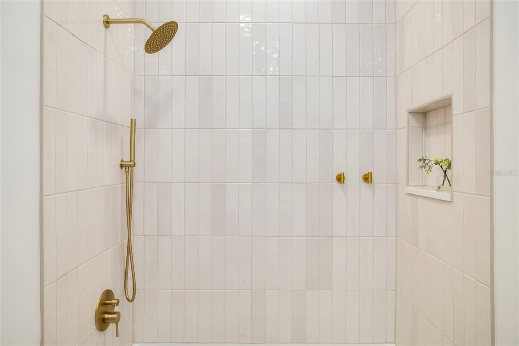 На продажу: $525,000 (3 спален, 2 ванн, 1242 Квадратных фут)