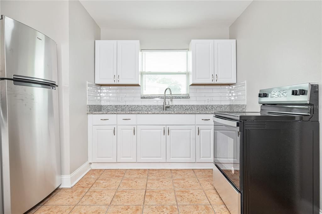 В аренду: $1,499 (1 спален, 1 ванн, 635 Квадратных фут)
