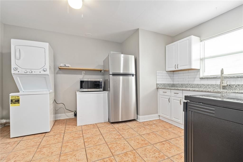 В аренду: $1,499 (1 спален, 1 ванн, 635 Квадратных фут)