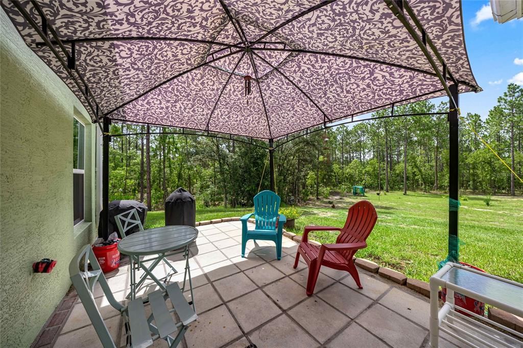 For Sale: $650,000 (3 beds, 3 baths, 2329 Square Feet)