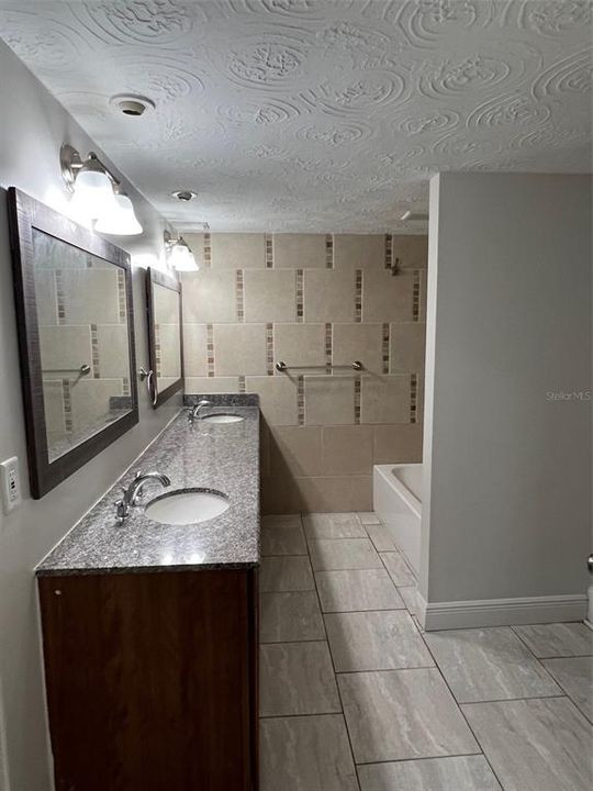 For Rent: $2,650 (4 beds, 4 baths, 1770 Square Feet)