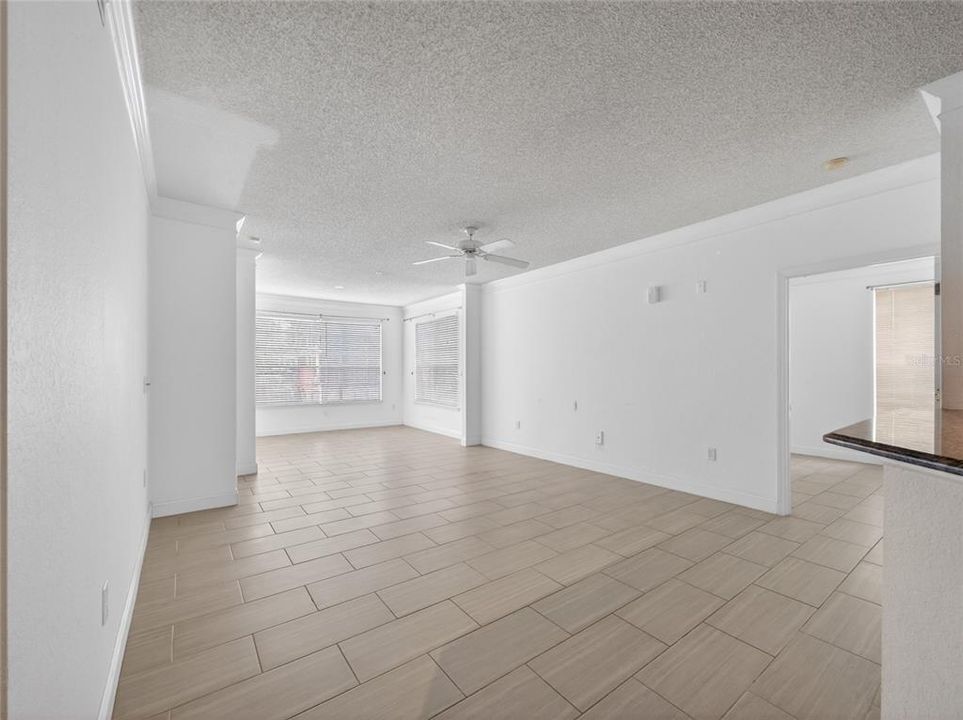 For Rent: $1,900 (2 beds, 2 baths, 1166 Square Feet)