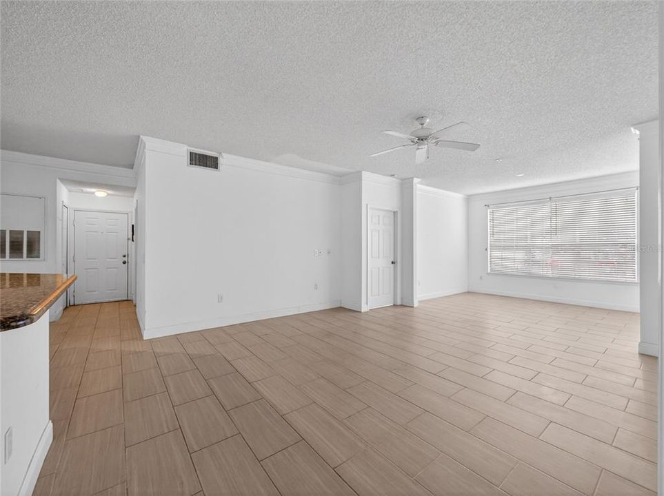 For Rent: $1,900 (2 beds, 2 baths, 1166 Square Feet)
