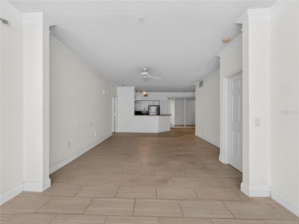 For Rent: $1,900 (2 beds, 2 baths, 1166 Square Feet)