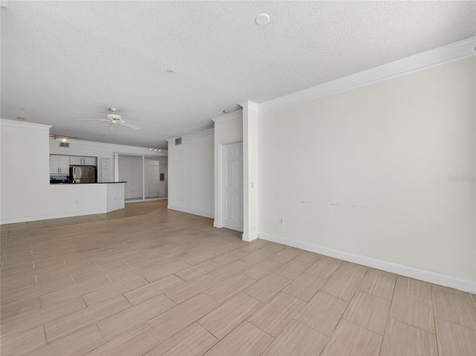 For Rent: $1,900 (2 beds, 2 baths, 1166 Square Feet)