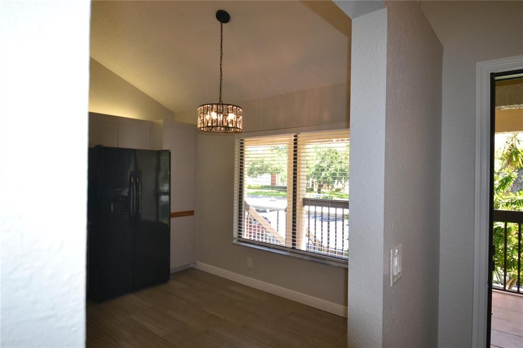 For Rent: $2,000 (2 beds, 2 baths, 1300 Square Feet)