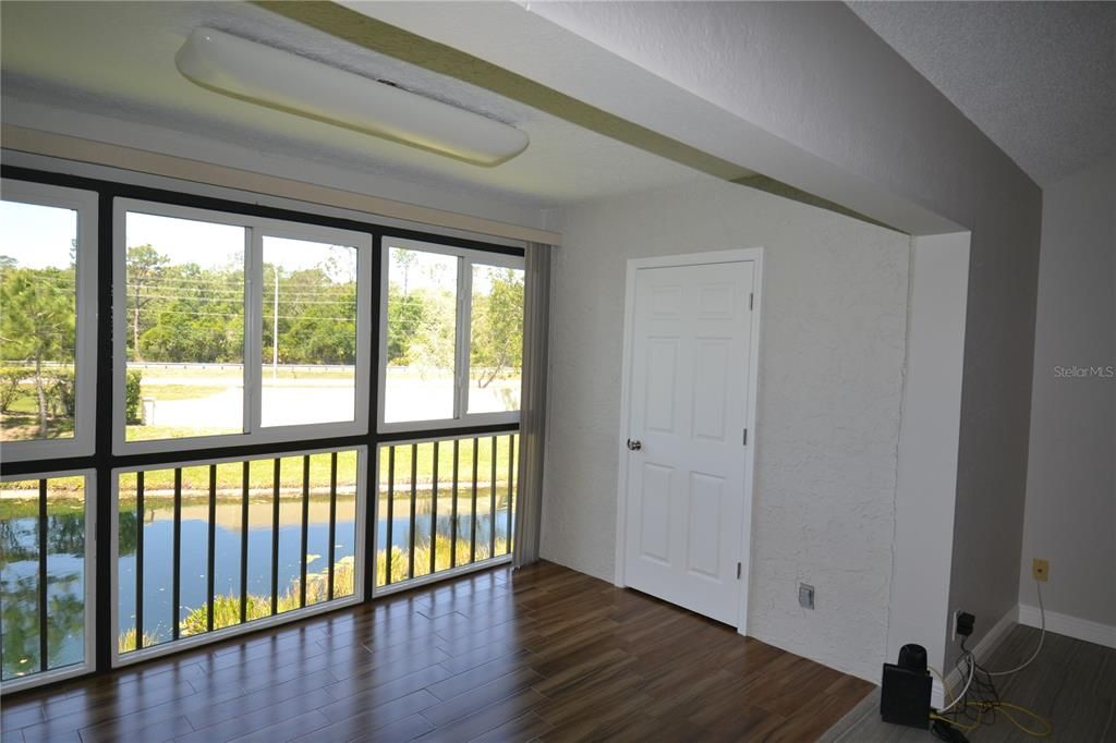For Rent: $2,000 (2 beds, 2 baths, 1300 Square Feet)