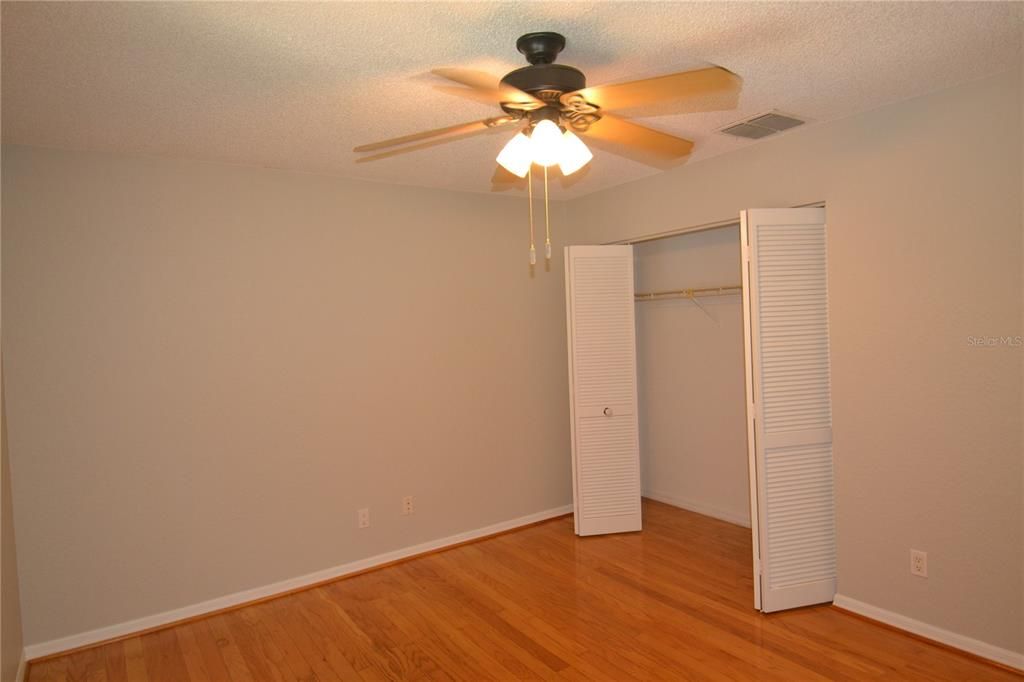 For Rent: $2,000 (2 beds, 2 baths, 1300 Square Feet)