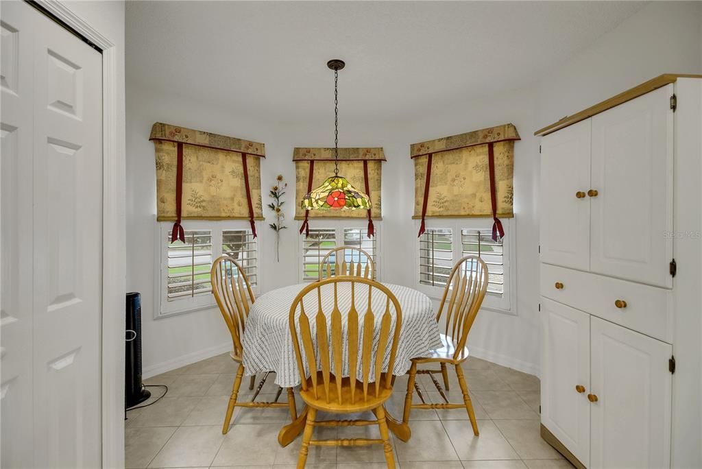 En Venta: $229,900 (2 camas, 2 baños, 1212 Pies cuadrados)