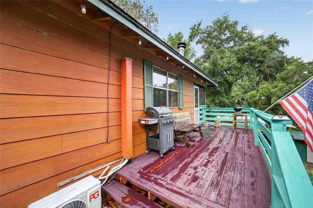 For Sale: $335,000 (3 beds, 2 baths, 1727 Square Feet)