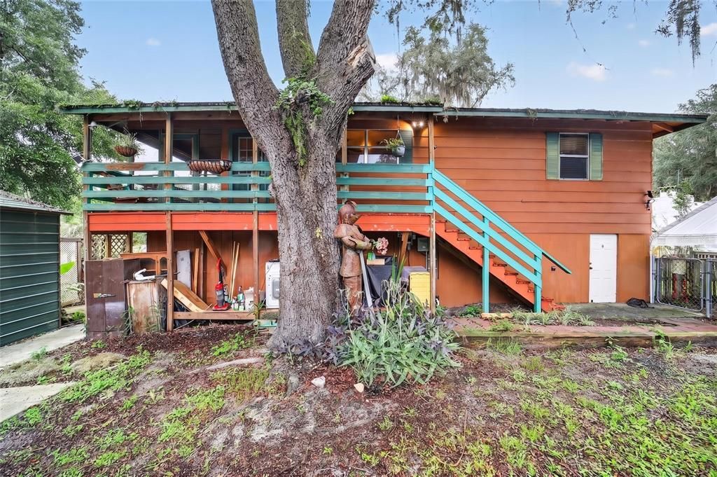 For Sale: $335,000 (3 beds, 2 baths, 1727 Square Feet)