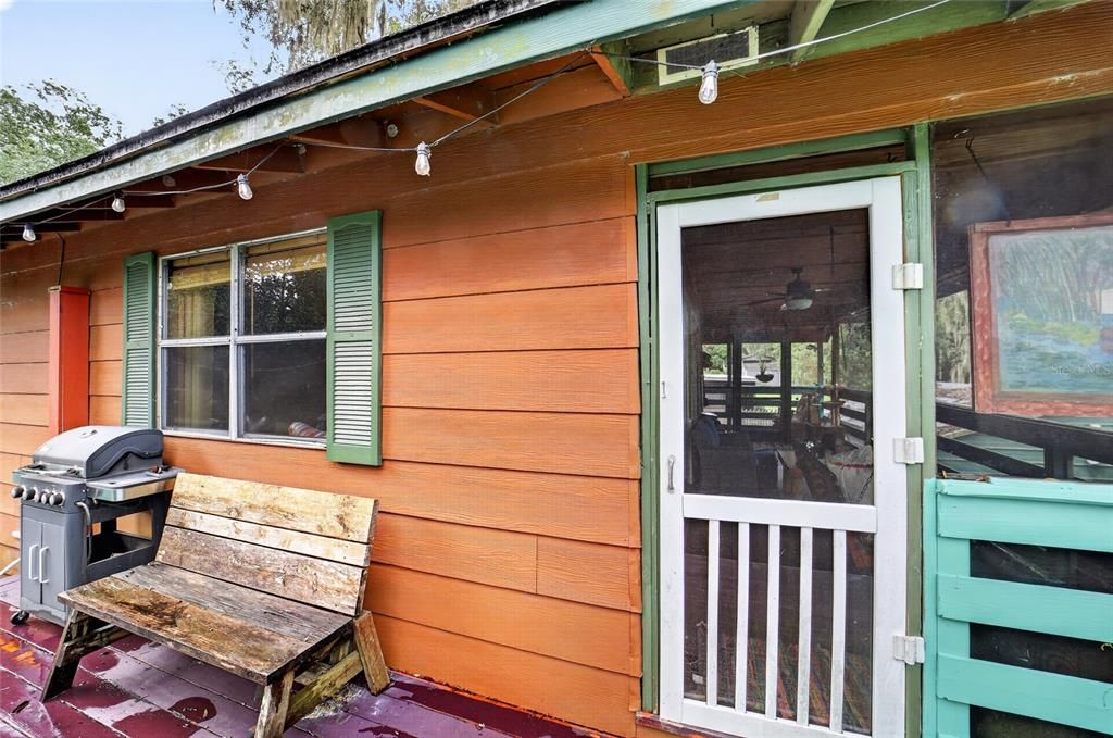 For Sale: $335,000 (3 beds, 2 baths, 1727 Square Feet)