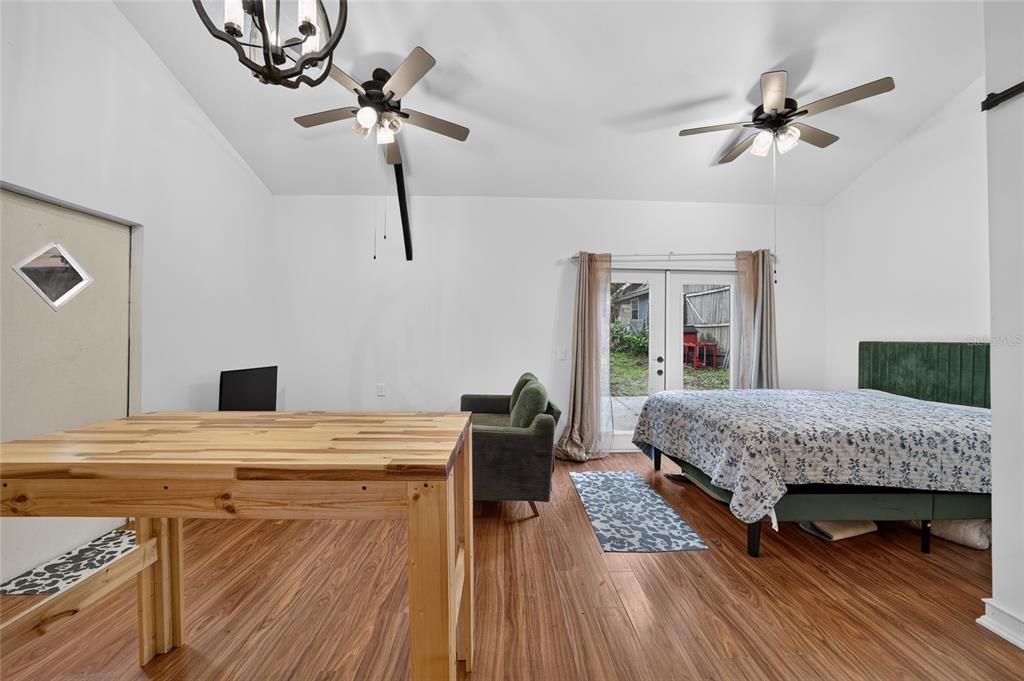 For Sale: $335,000 (3 beds, 2 baths, 1727 Square Feet)