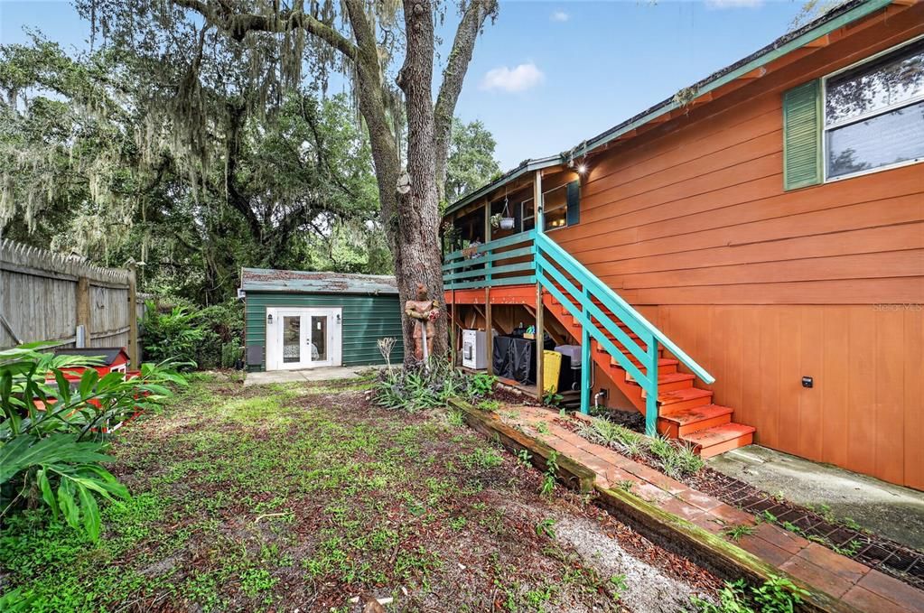 For Sale: $335,000 (3 beds, 2 baths, 1727 Square Feet)
