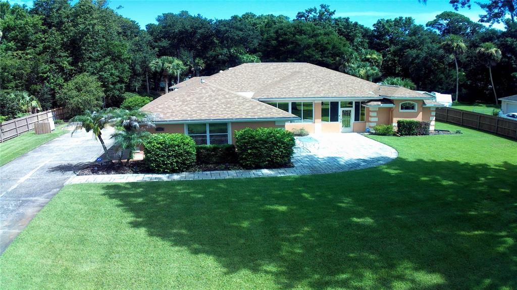 En Venta: $600,000 (3 camas, 2 baños, 2453 Pies cuadrados)