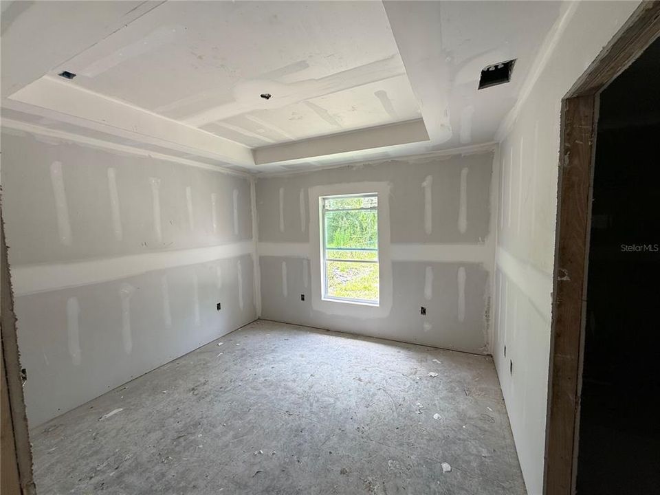 For Sale: $269,900 (3 beds, 2 baths, 1098 Square Feet)