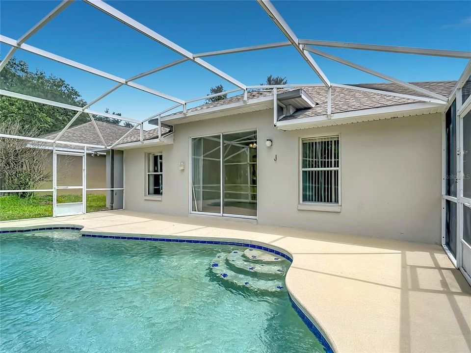 En Venta: $359,900 (3 camas, 2 baños, 1774 Pies cuadrados)