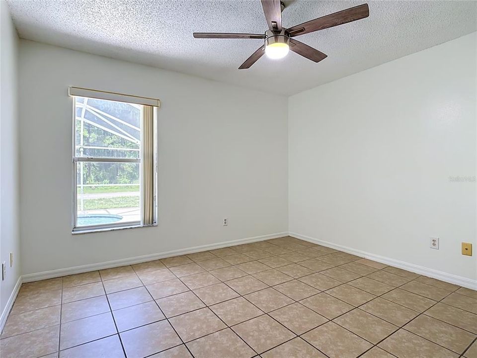 En Venta: $359,900 (3 camas, 2 baños, 1774 Pies cuadrados)