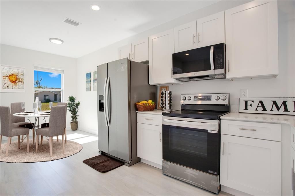 For Rent: $1,700 (3 beds, 2 baths, 1162 Square Feet)