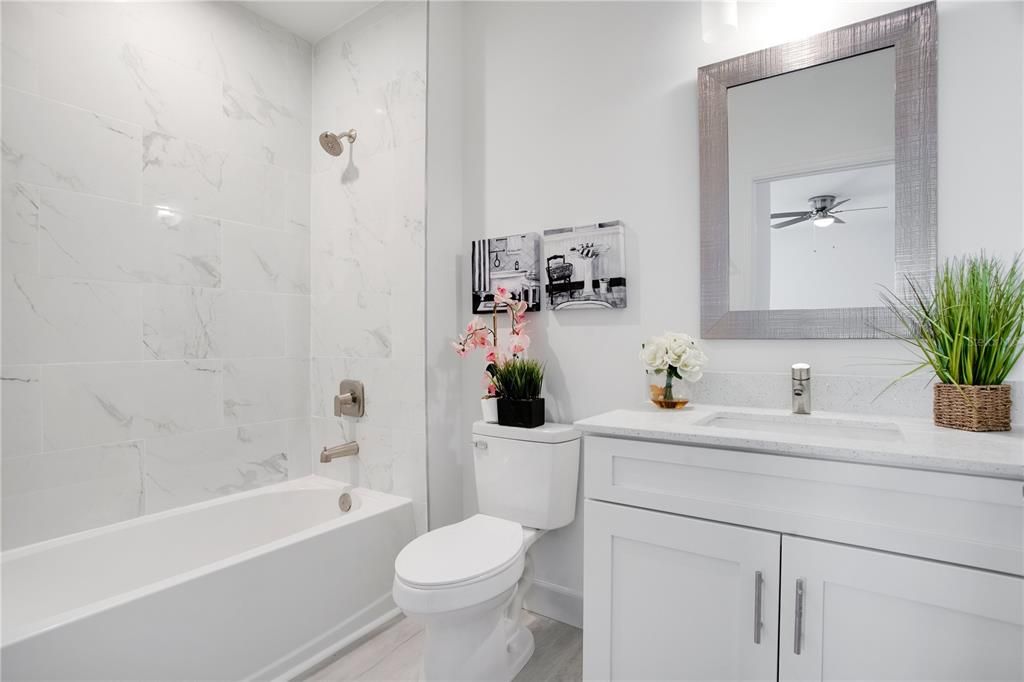 For Rent: $1,700 (3 beds, 2 baths, 1162 Square Feet)