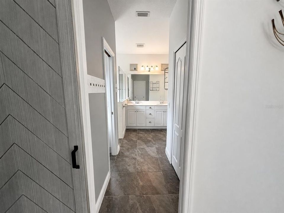 For Sale: $363,107 (3 beds, 2 baths, 1495 Square Feet)