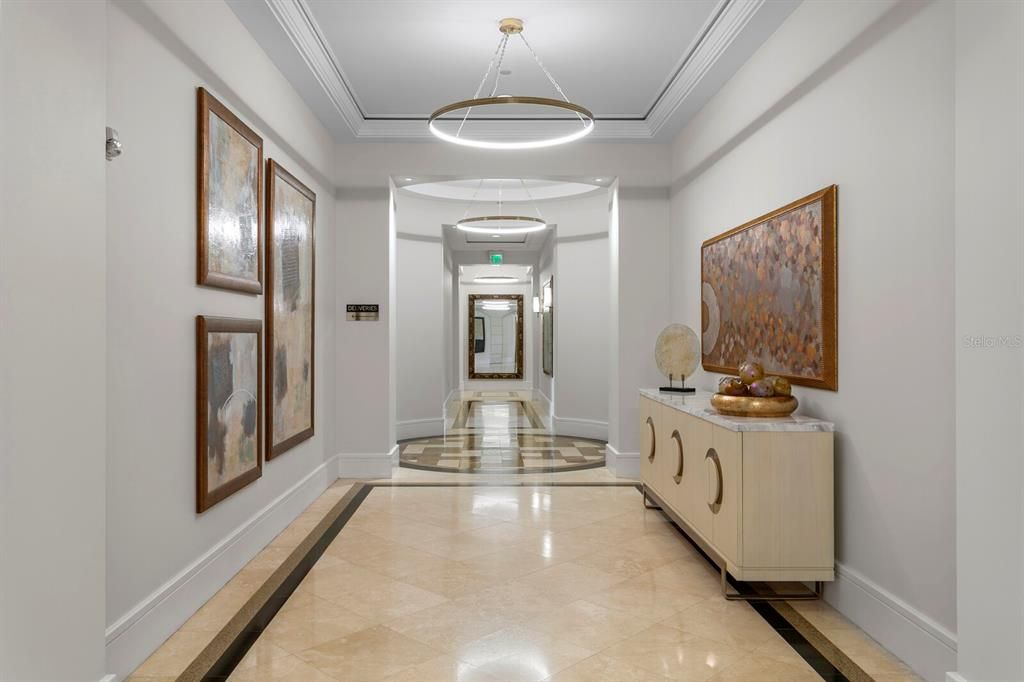 Activo con contrato: $1,295,000 (3 camas, 2 baños, 2000 Pies cuadrados)