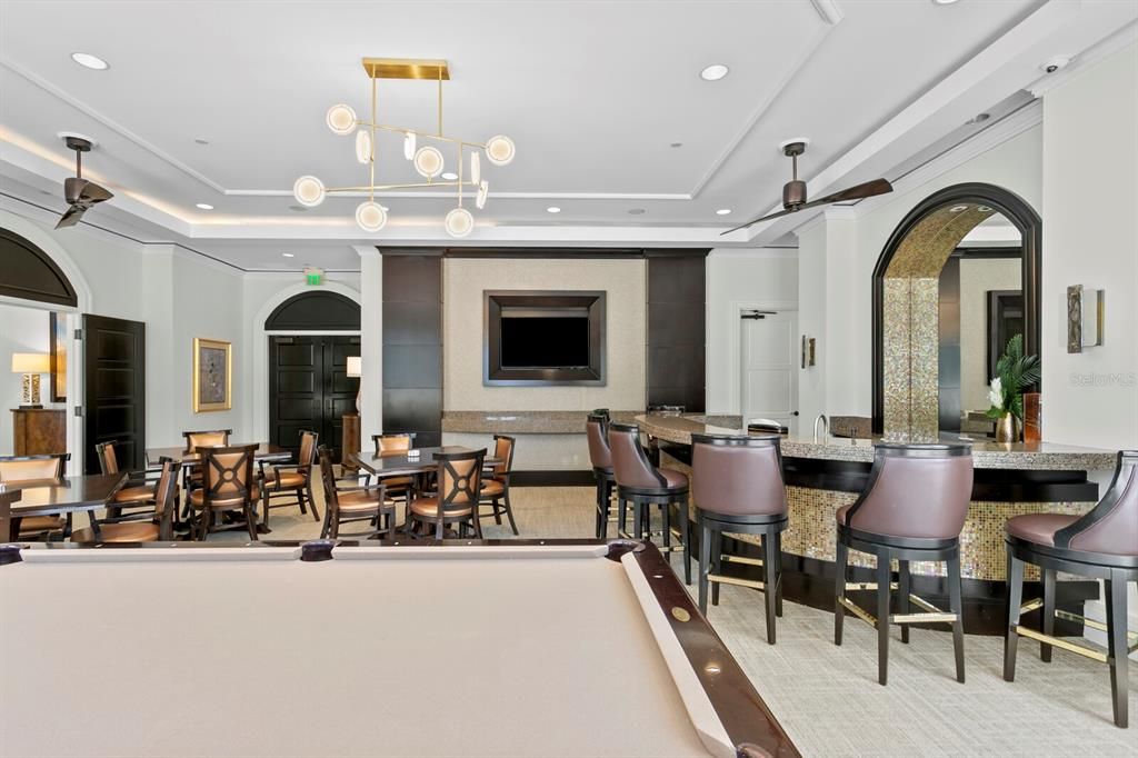 Activo con contrato: $1,295,000 (3 camas, 2 baños, 2000 Pies cuadrados)