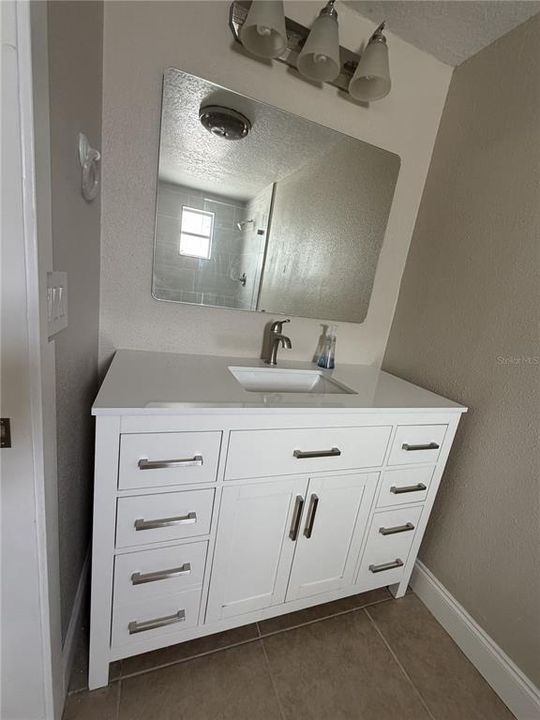 В аренду: $2,400 (2 спален, 2 ванн, 1272 Квадратных фут)