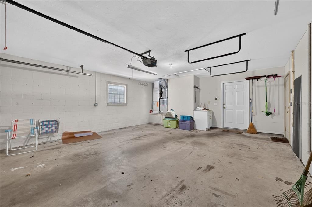 На продажу: $287,900 (2 спален, 2 ванн, 1832 Квадратных фут)