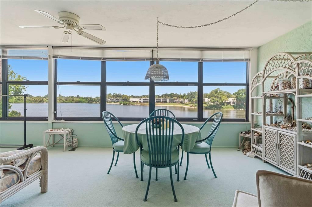 For Sale: $200,000 (2 beds, 2 baths, 1711 Square Feet)