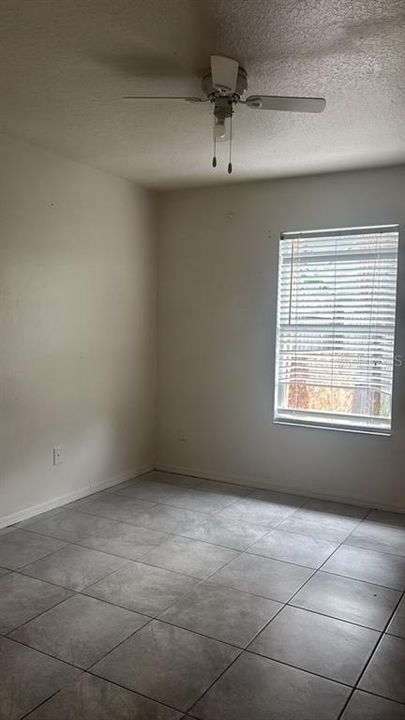 В аренду: $1,700 (3 спален, 2 ванн, 1076 Квадратных фут)