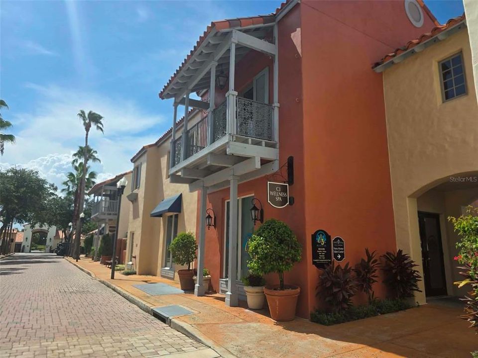 For Sale: $295,000 (2 beds, 2 baths, 1574 Square Feet)