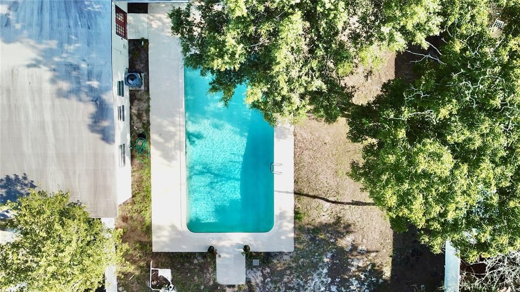 Activo con contrato: $325,000 (4 camas, 3 baños, 1438 Pies cuadrados)
