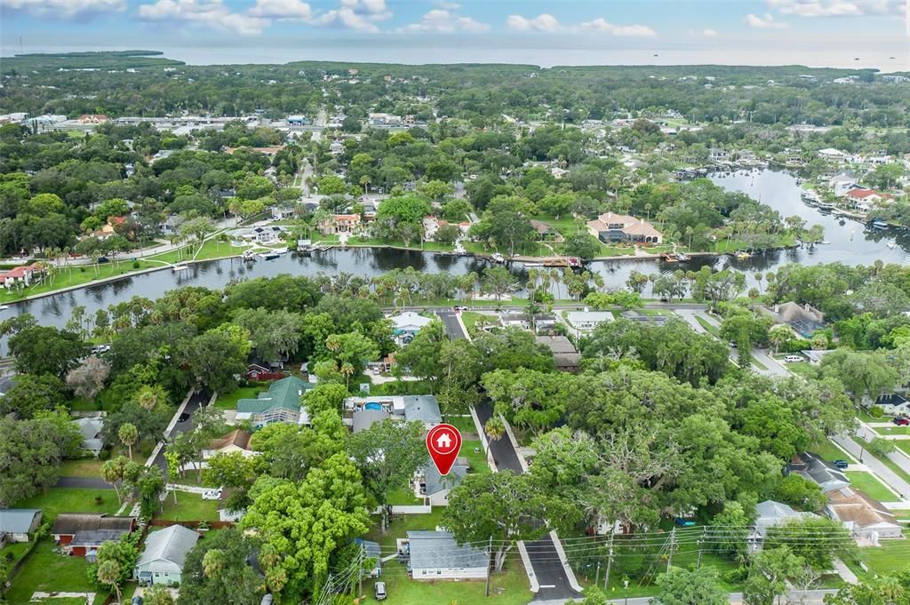 На продажу: $355,000 (2 спален, 2 ванн, 1102 Квадратных фут)
