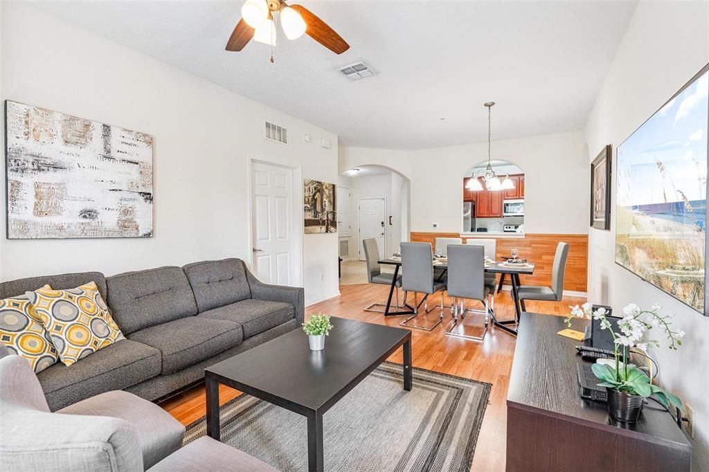 En Venta: $489,900 (3 camas, 2 baños, 1412 Pies cuadrados)